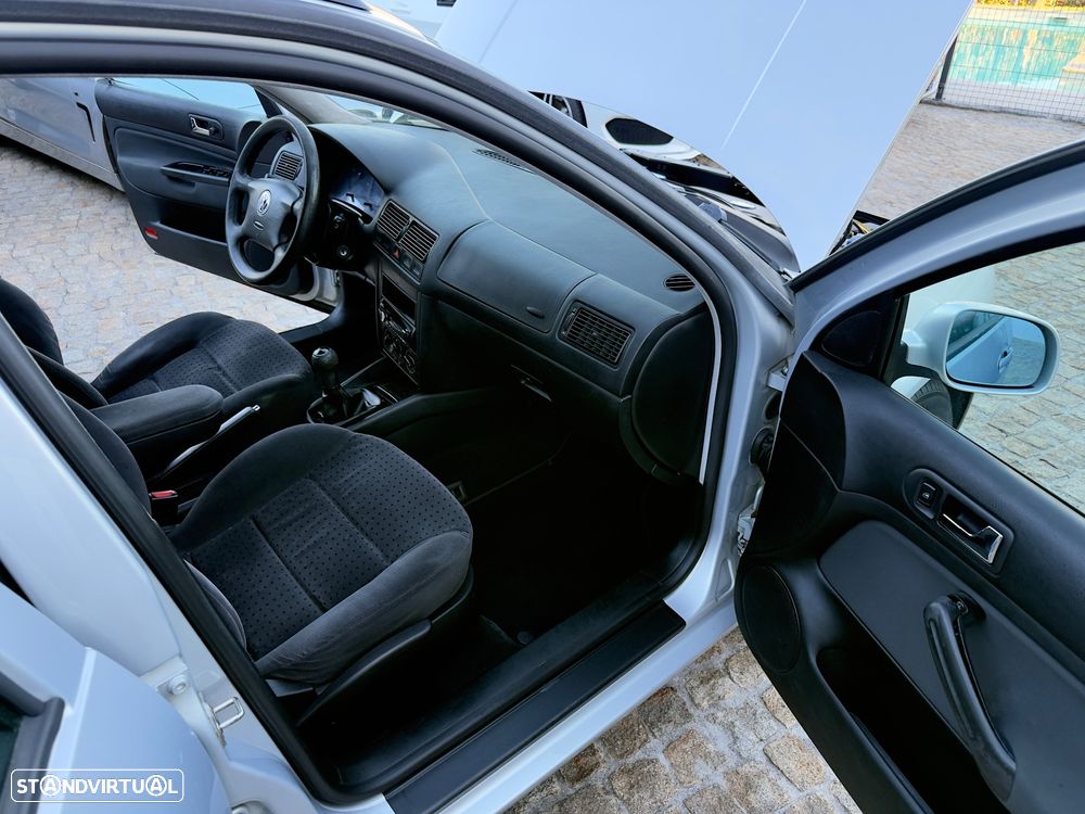 VW Golf Variant 1.9 TDi Confl AC - 44