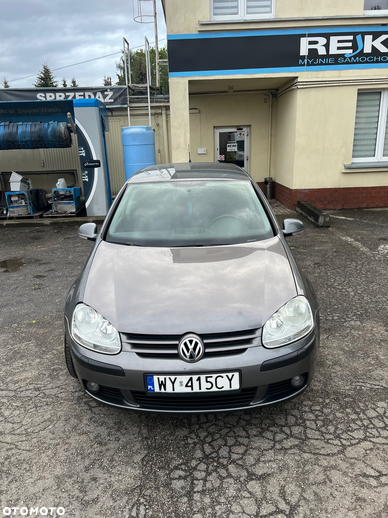 Volkswagen Golf - 4