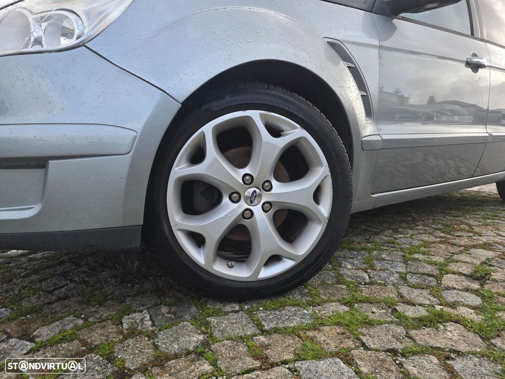 Ford S-Max 1.8 TDCi Titanium 7L - 27