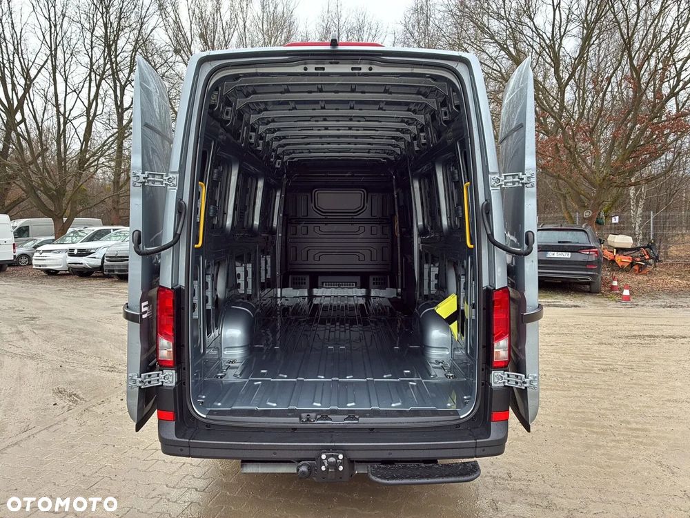 Volkswagen Crafter 35 Furgon LONG/L5H3, 2.0 BiTDI 177KM, Wysoki dach, r. o. 4490mm - 11