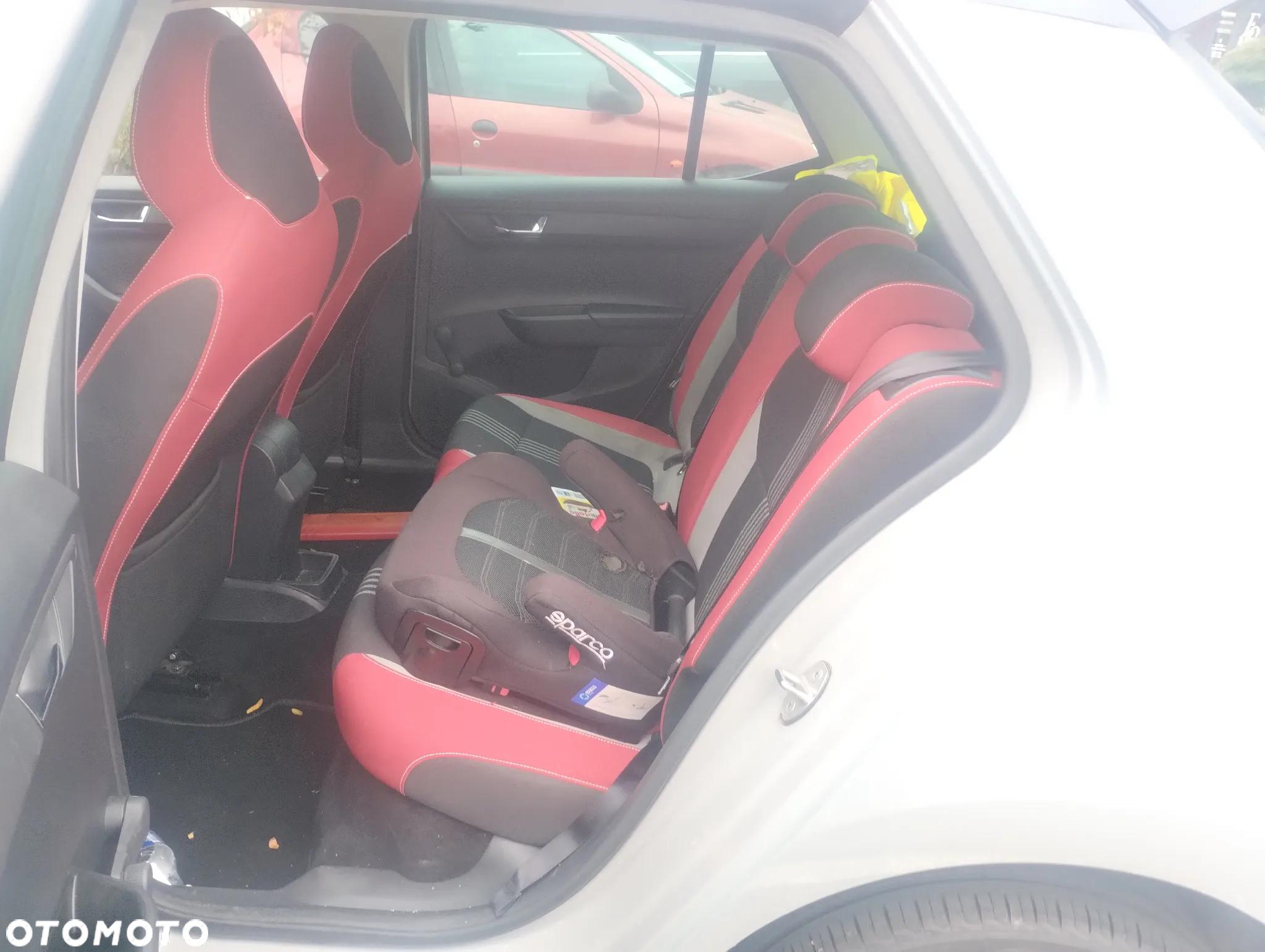 Skoda Fabia 1.2 TSI Monte Carlo - 10