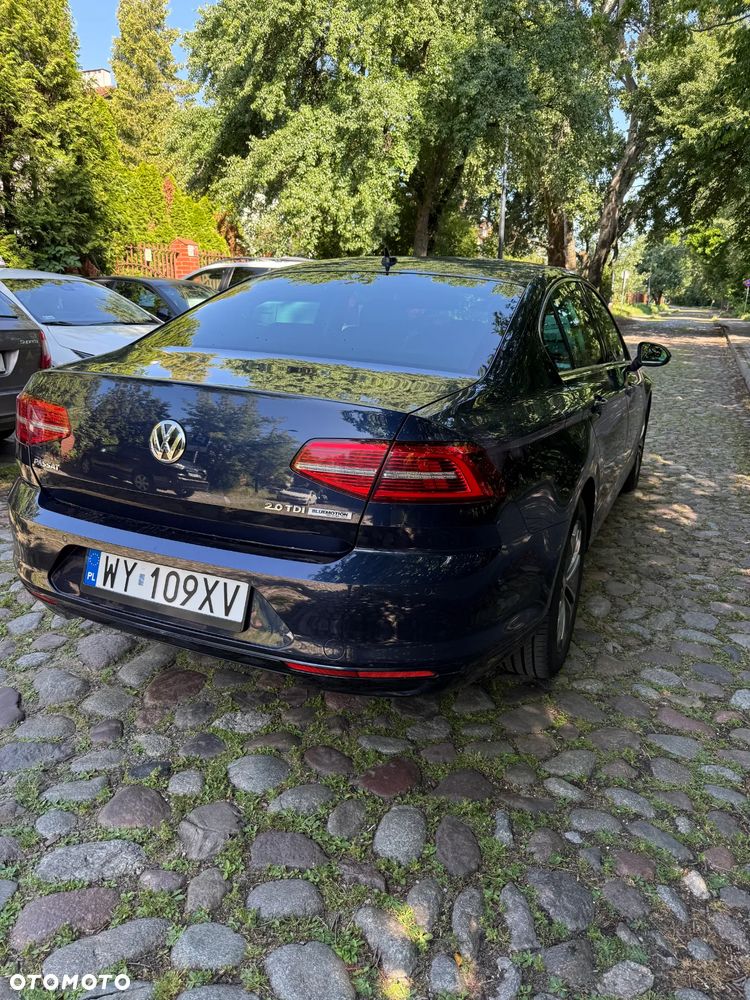 Volkswagen Passat 2.0 TDI SCR Comfortline DSG - 4