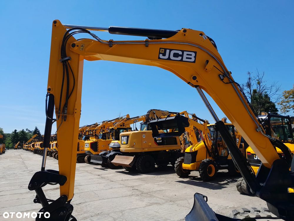 JCB 86C-2 - 15