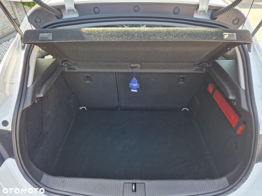 Opel Astra 1.6 Enjoy EU6 - 33