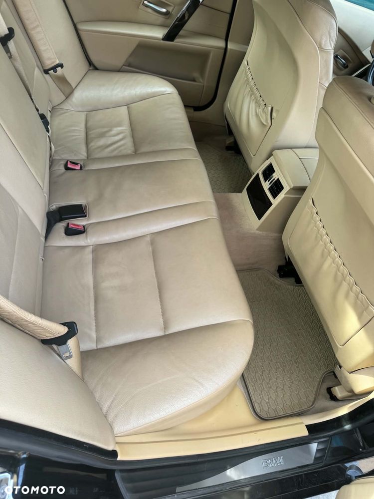 BMW Seria 5 530i - 8
