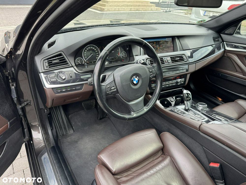 BMW Seria 5 520d Luxury Line sport - 16