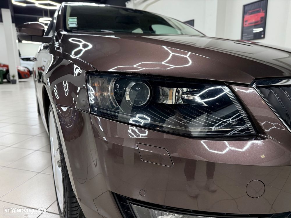 Skoda Octavia 1.6 TDI Sportline - 2