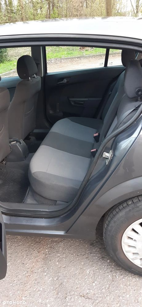 Opel Astra 1.7 CDTI - 7
