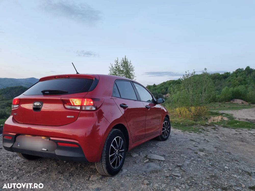 Kia Rio - 5