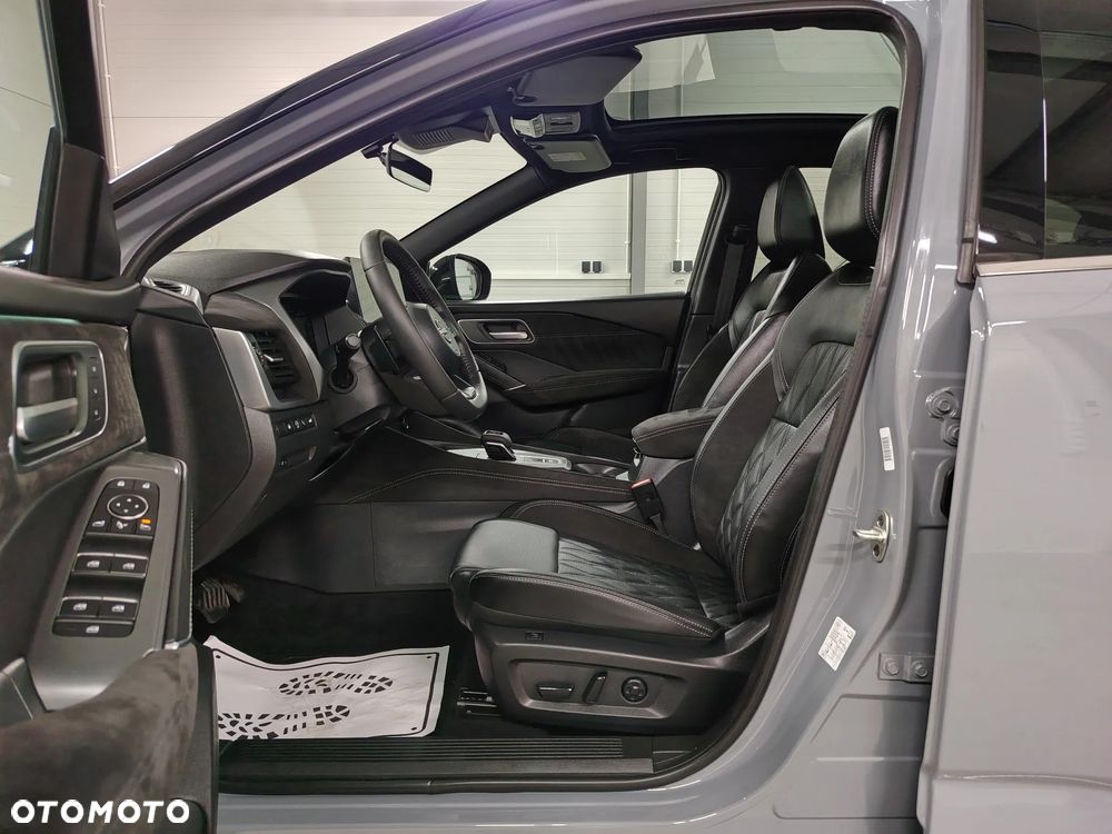 Nissan Qashqai 1.3 DIG-T MHEV Xtronic Tekna+ - 17