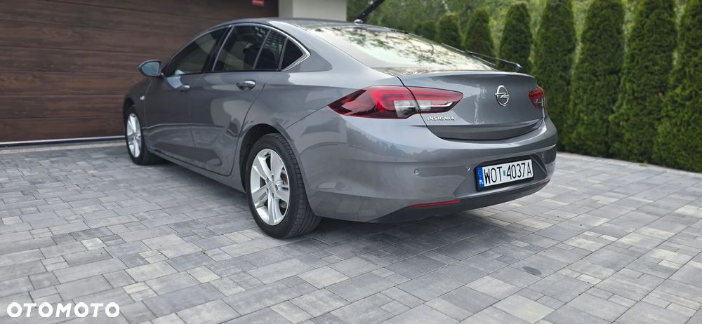 Opel Insignia - 8