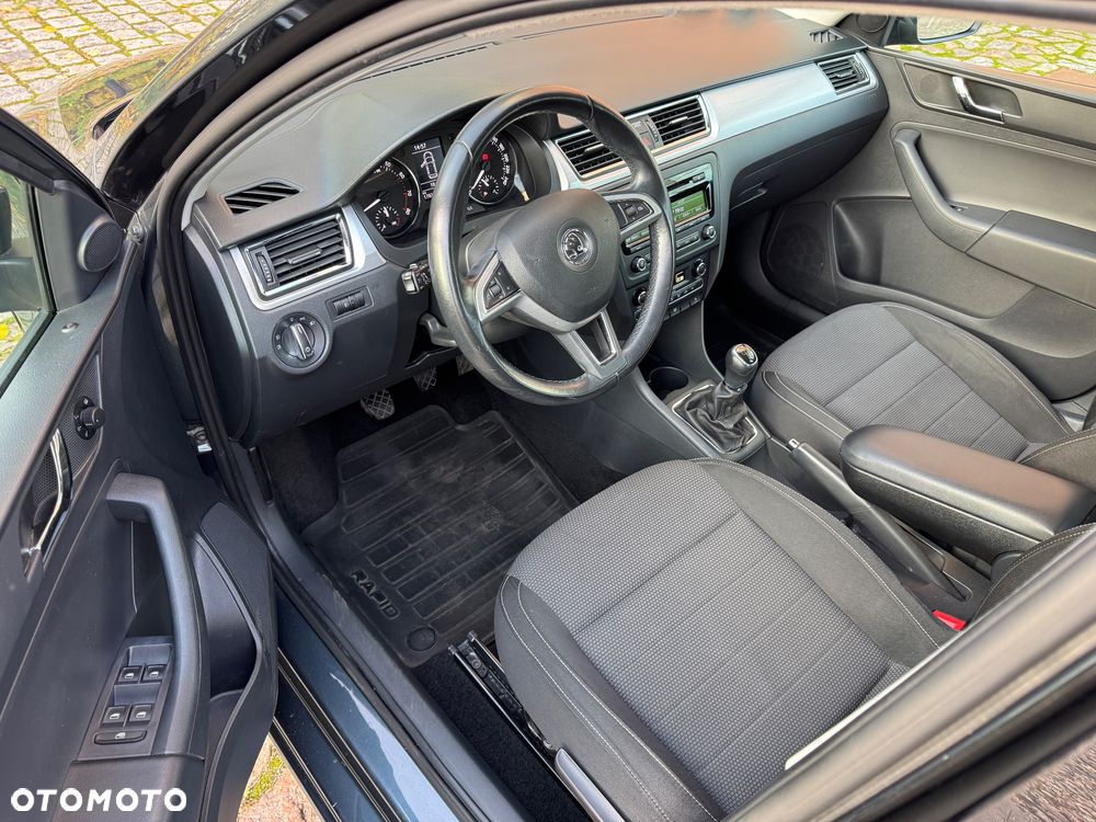 Skoda RAPID Spb 1.2 TSI Edition - 5