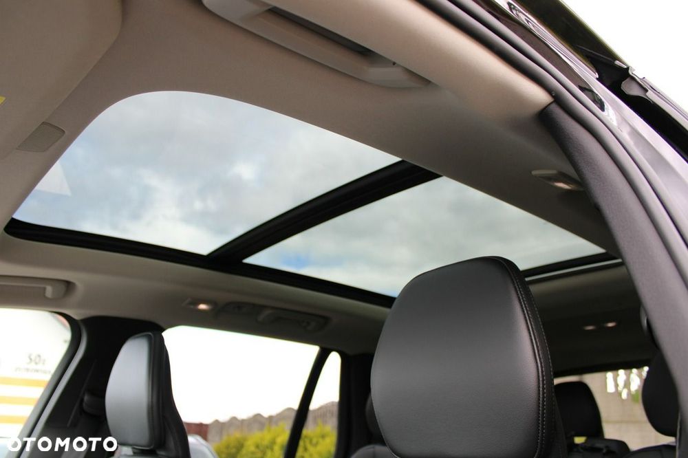 Volvo XC 90 B5 B AWD Core 7os - 28