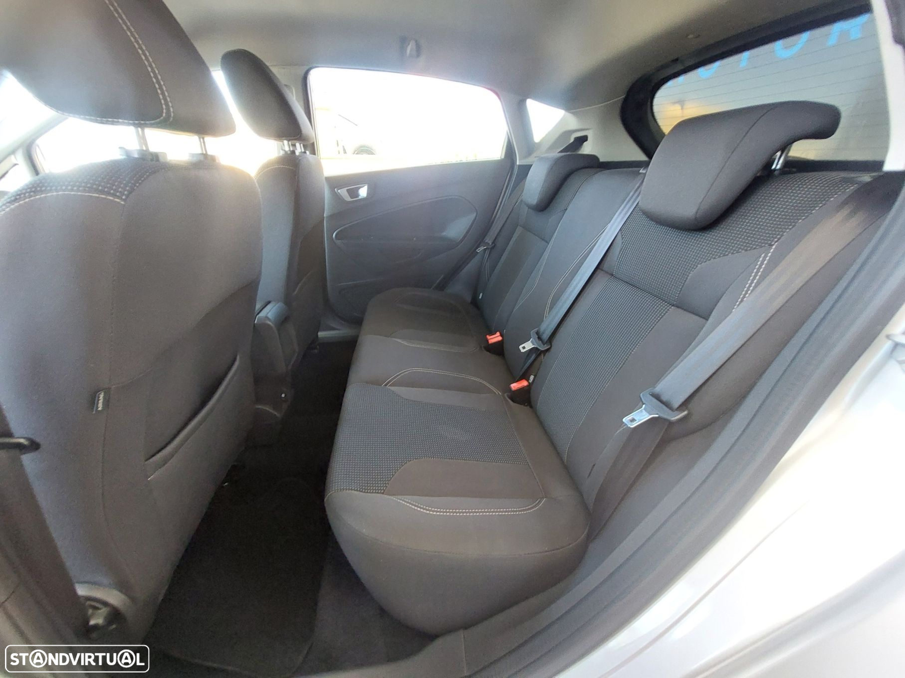 Ford Fiesta 1.0 Ti-VCT Titanium - 11