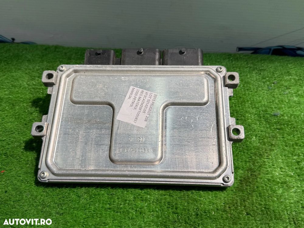 CALCULATOR MOTOR ECU PEUGEOT 208 2015 1.0 BENZINA / BERLINA 3 USI COD OEM 9805895780 2012-2019 - 4