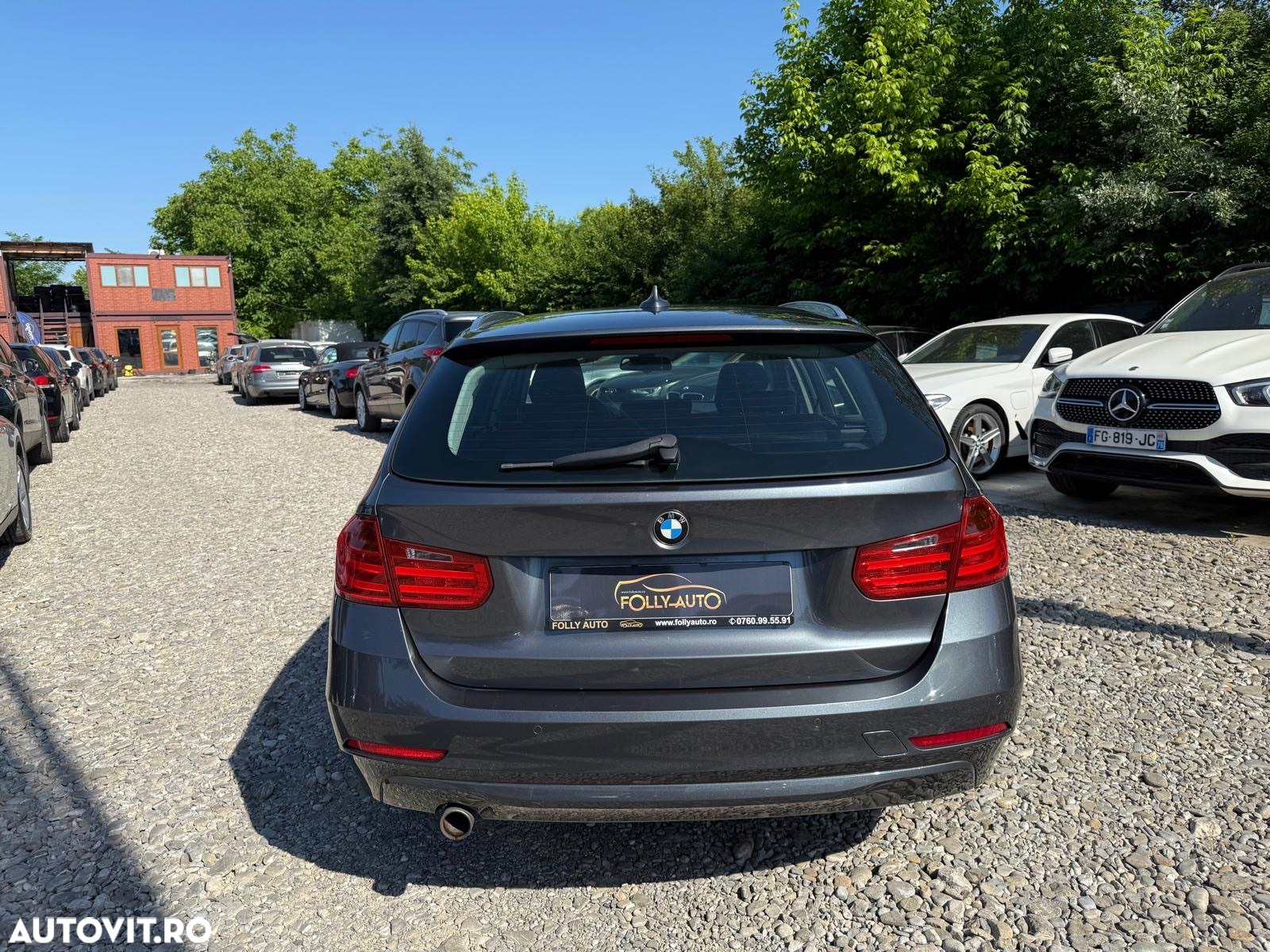 BMW Seria 3 320d xDrive - 10