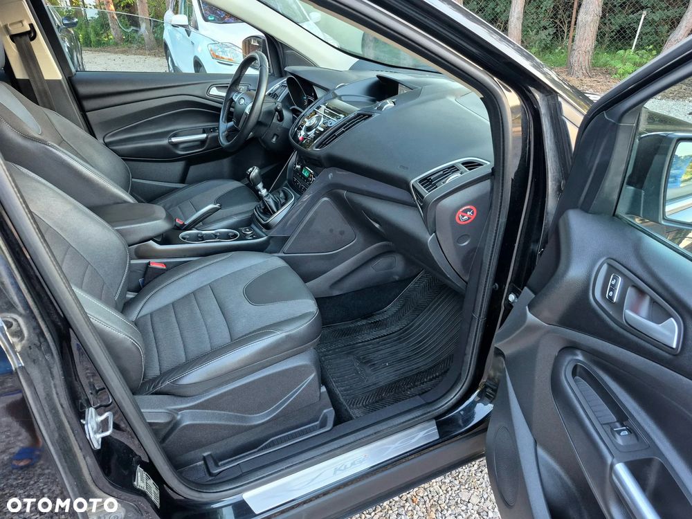 Ford Kuga 2.0 TDCi 4x4 Titanium - 18
