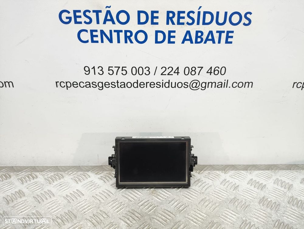 .Ecrã Display Multimídia de Navegação Mercedes Class C W204 Original - 4