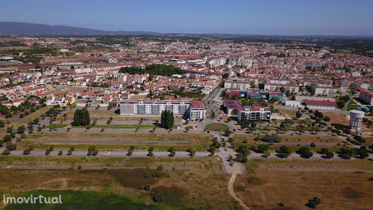 Lote de Terreno Para Moradia - Grande imagem: 5/13