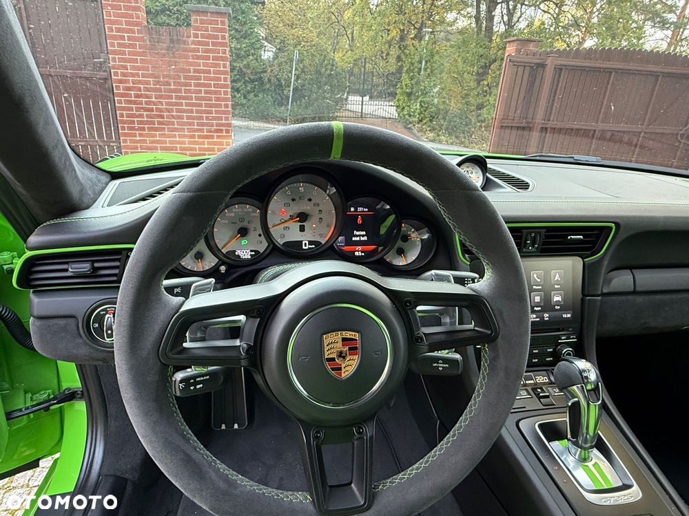 Porsche 911 GT3 RS - 18