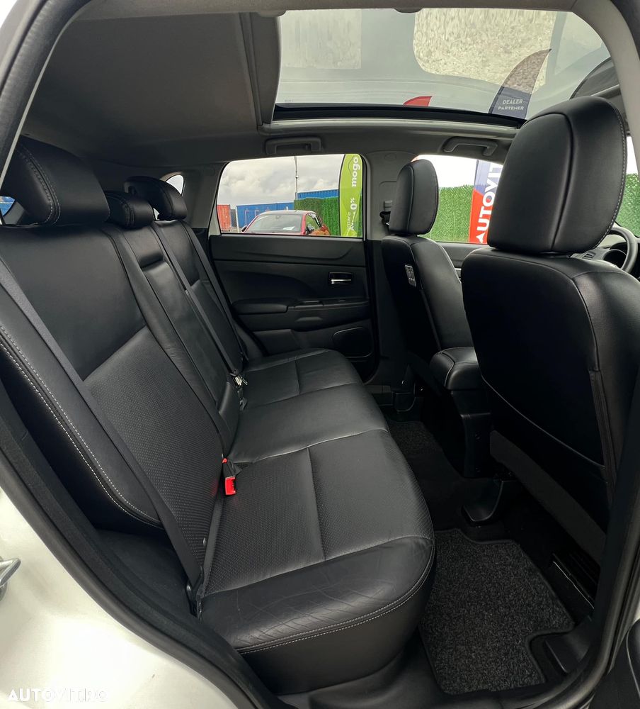 Mitsubishi ASX 1.8 DI-D 2WD Instyle - 16