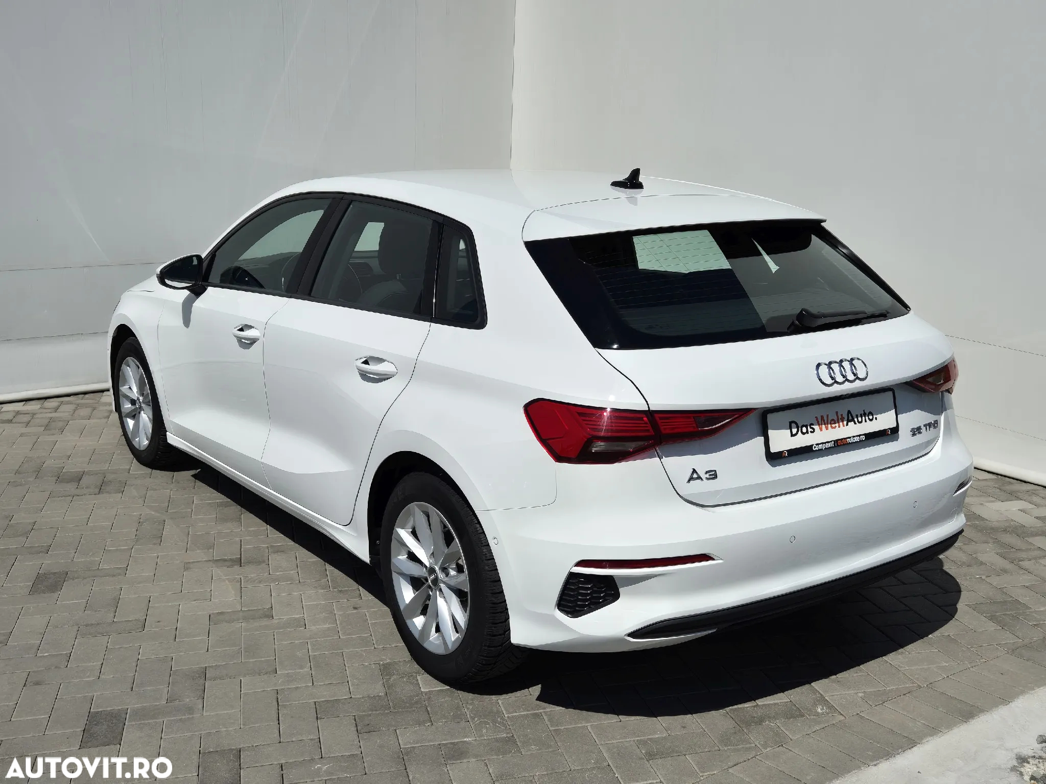 Audi A3 1.5 35 TFSI S tronic Basic - 3