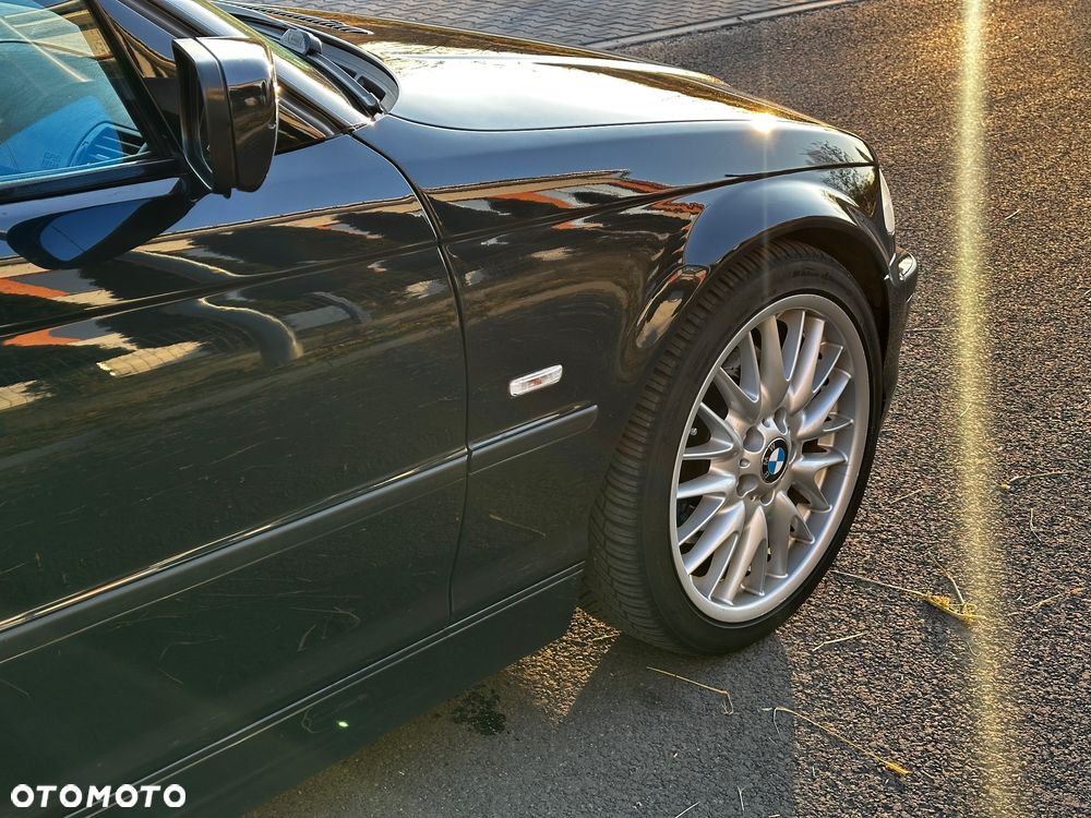 BMW Seria 3 330i - 26