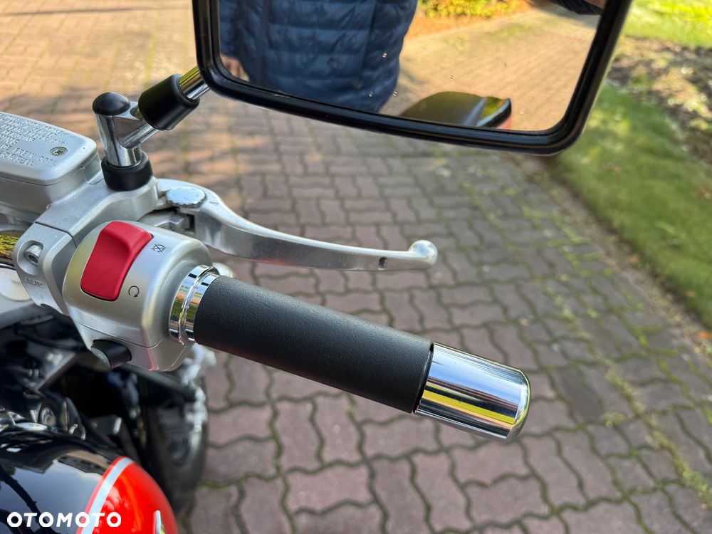 Suzuki Intruder - 20