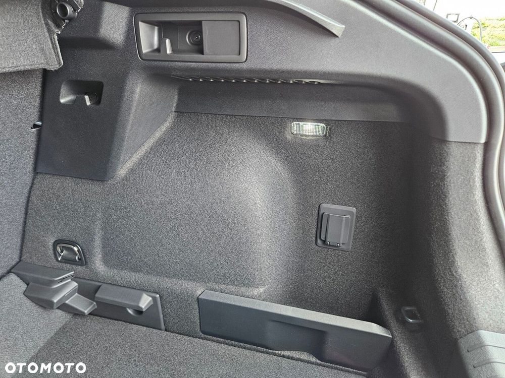 Cupra Formentor 1.5 eTSI mHEV DSG - 12