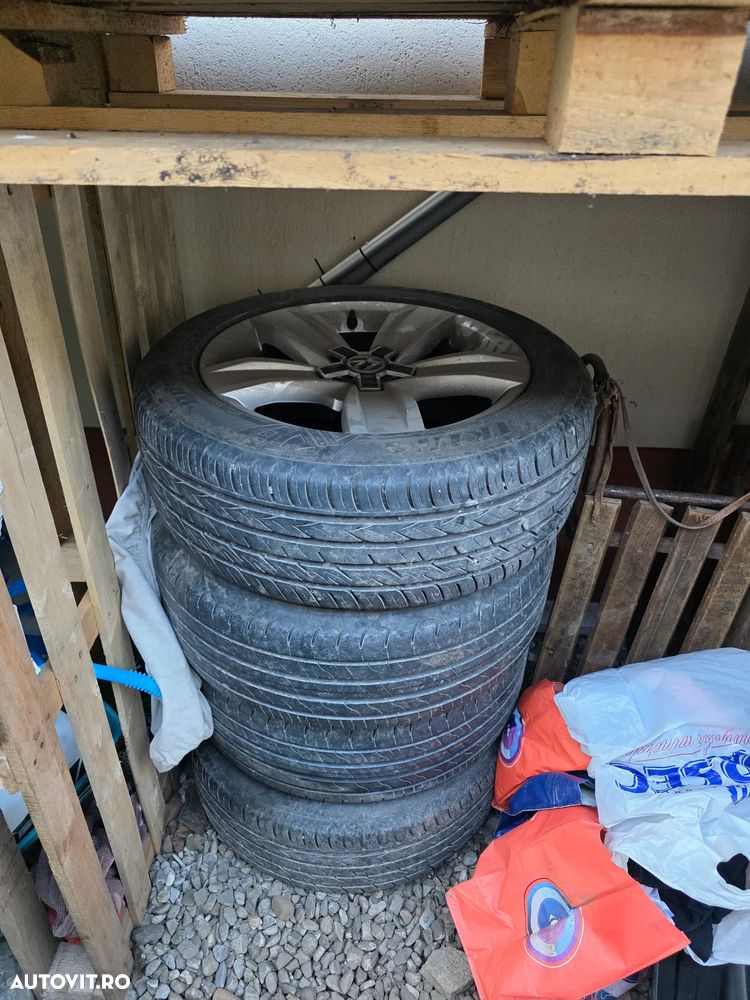 Volkswagen Passat 2.0 TDI SCR DSG 4Motion Elegance - 24