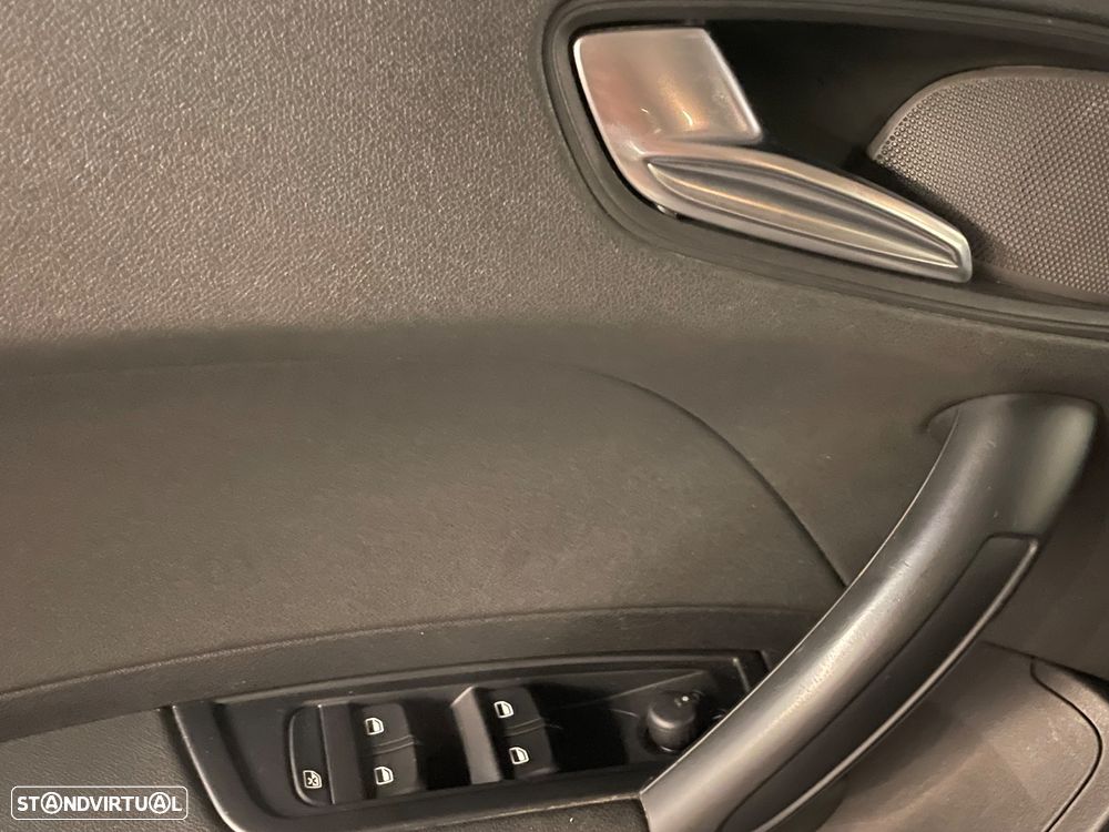 Audi A1 1.6 TDI Ambition - 10