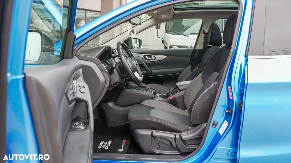Nissan Qashqai 1.5 DCI DCT N-CONNECTA - 27
