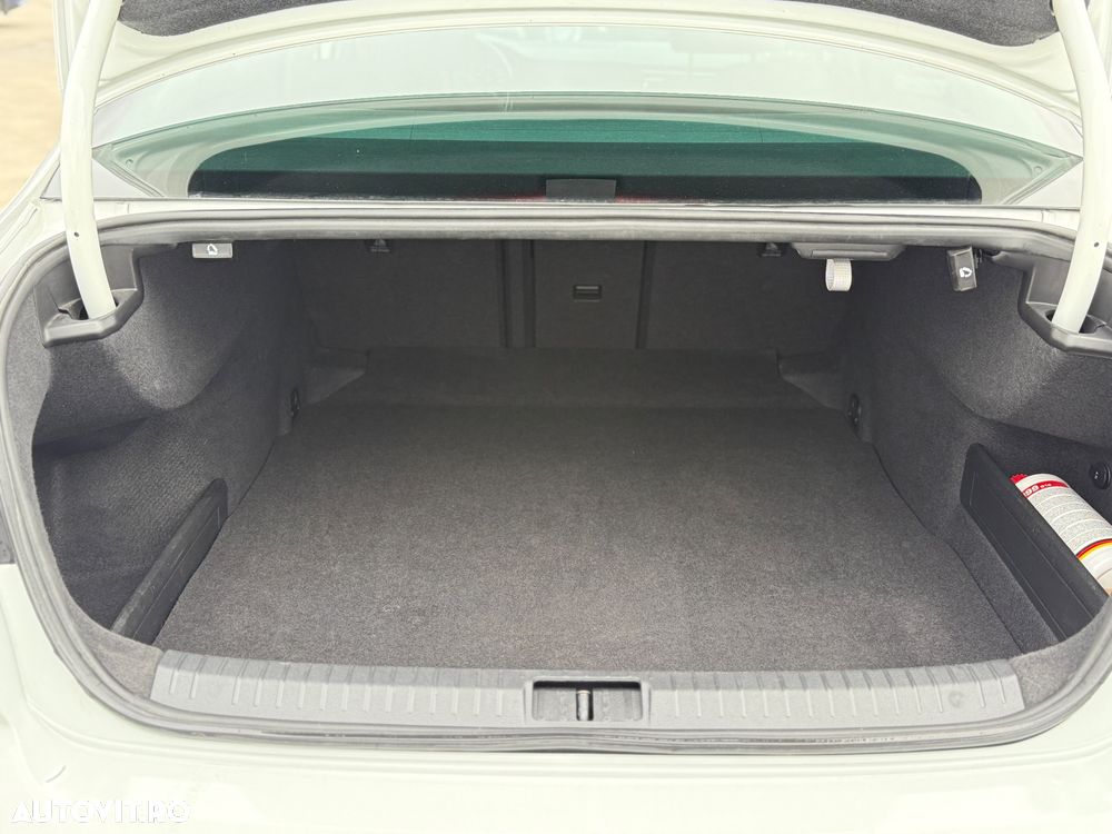 Volkswagen Passat 1.4 TSI ACT (BlueMotion Technology) DSG Comfortline - 25