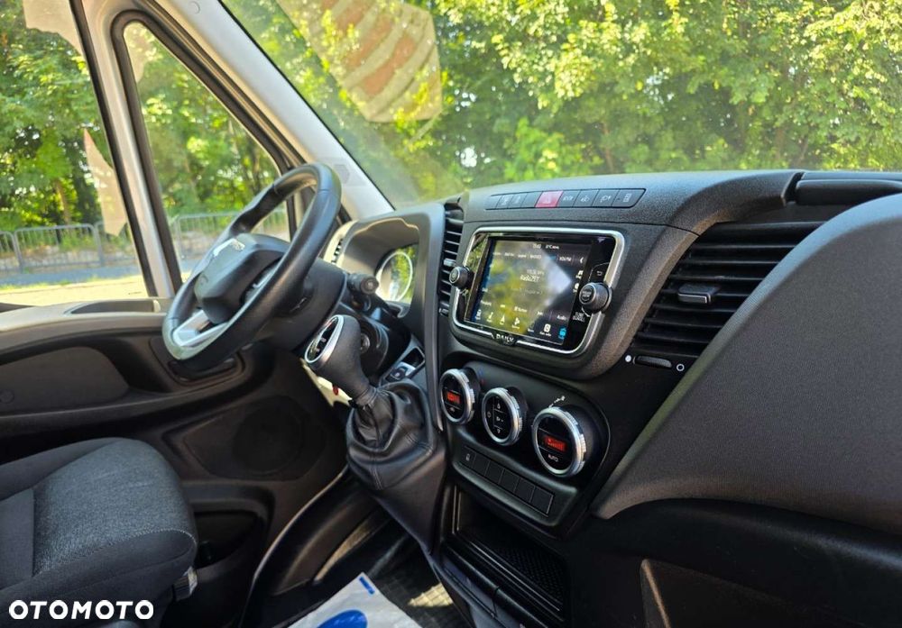 Iveco Daily 35S18 - 23