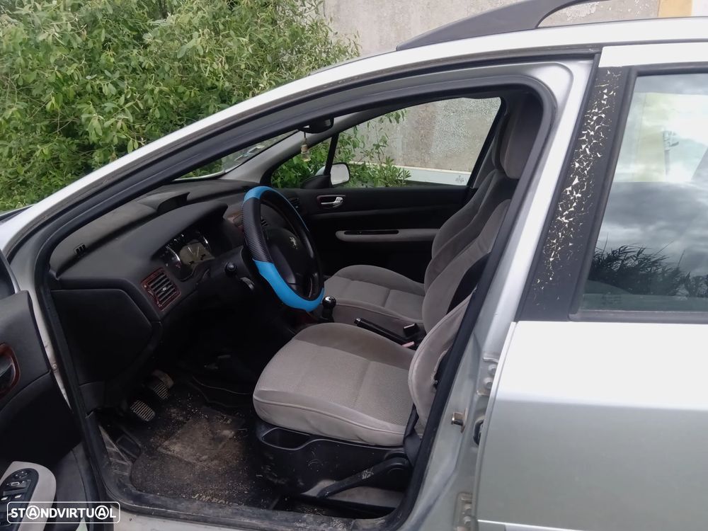 Peugeot 307 Break 1.4 16V Executive - 13