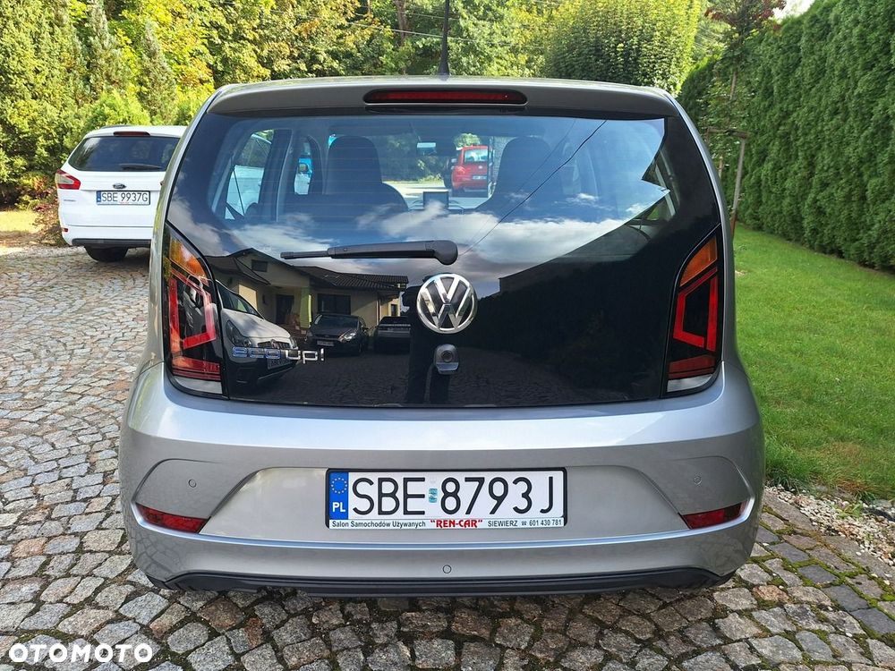 Volkswagen up! (BlueMotion Technology) move - 27
