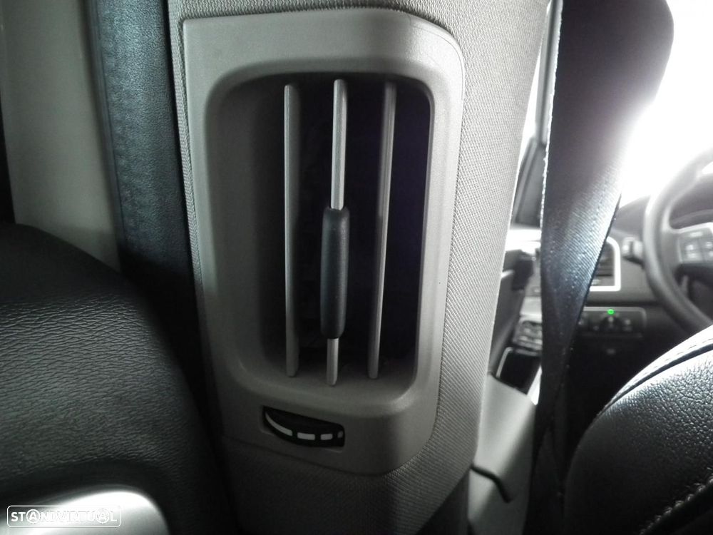 Volvo XC 60 2.0 D3 Dynamic Edition Geartronic - 33