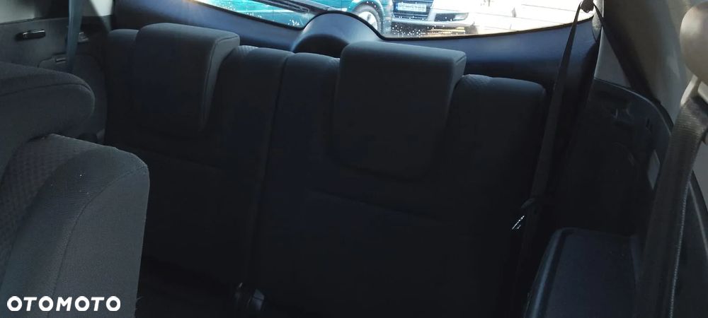 Toyota Corolla Verso 2.2 D-4D Gold + 7os - 18