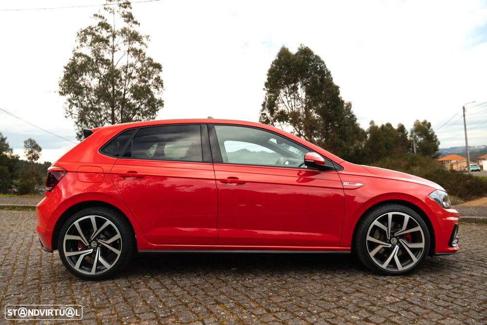 VW Polo 2.0 TSI DSG GTI - 2