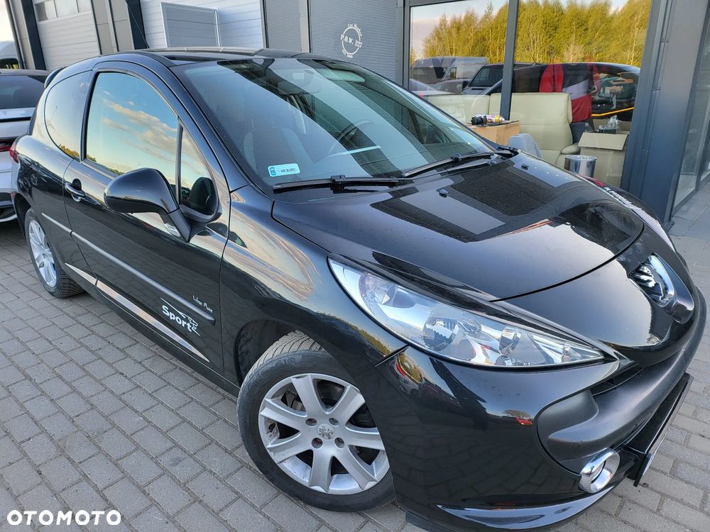 Peugeot 207 - 15