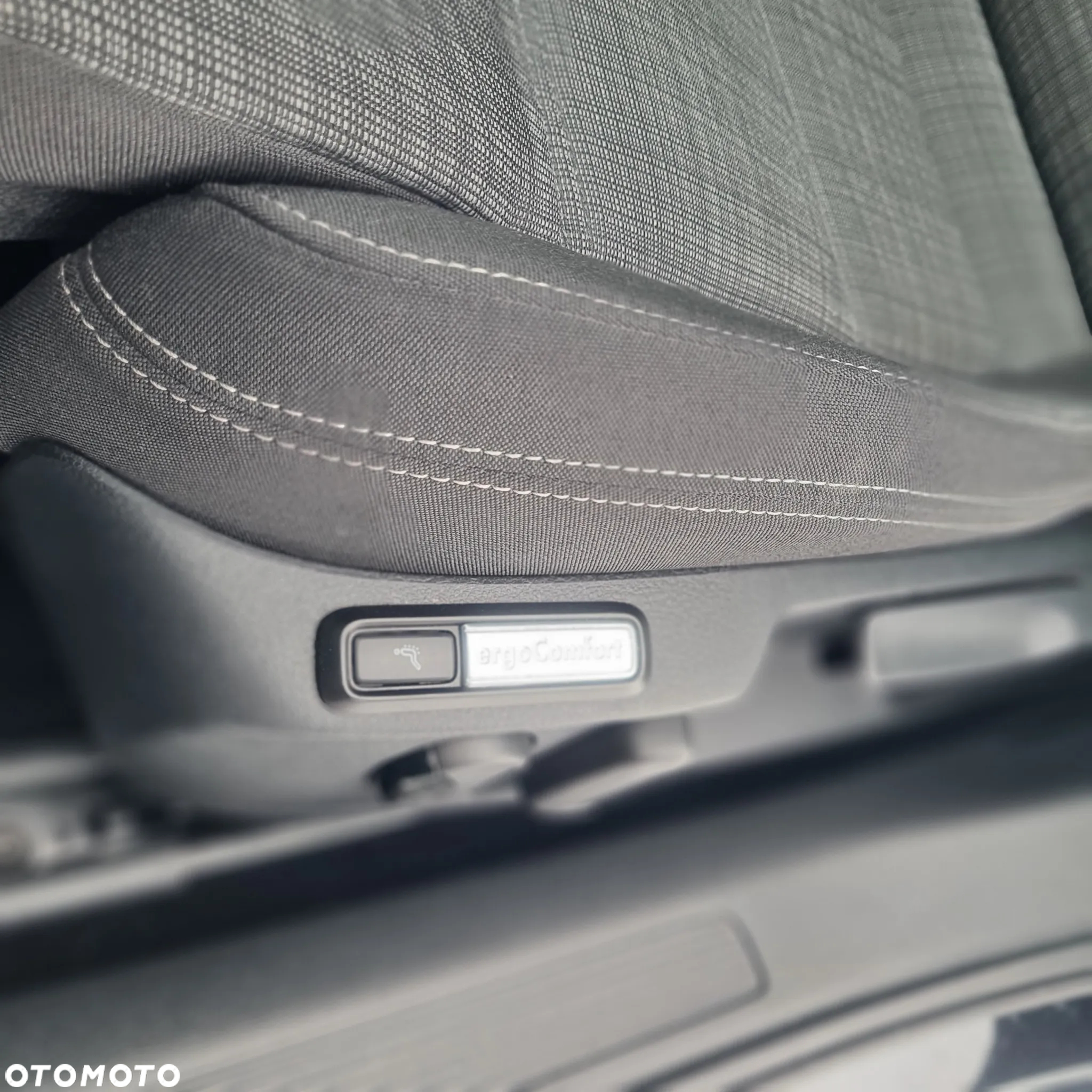 Volkswagen Passat 2.0 TDI Business DSG - 21