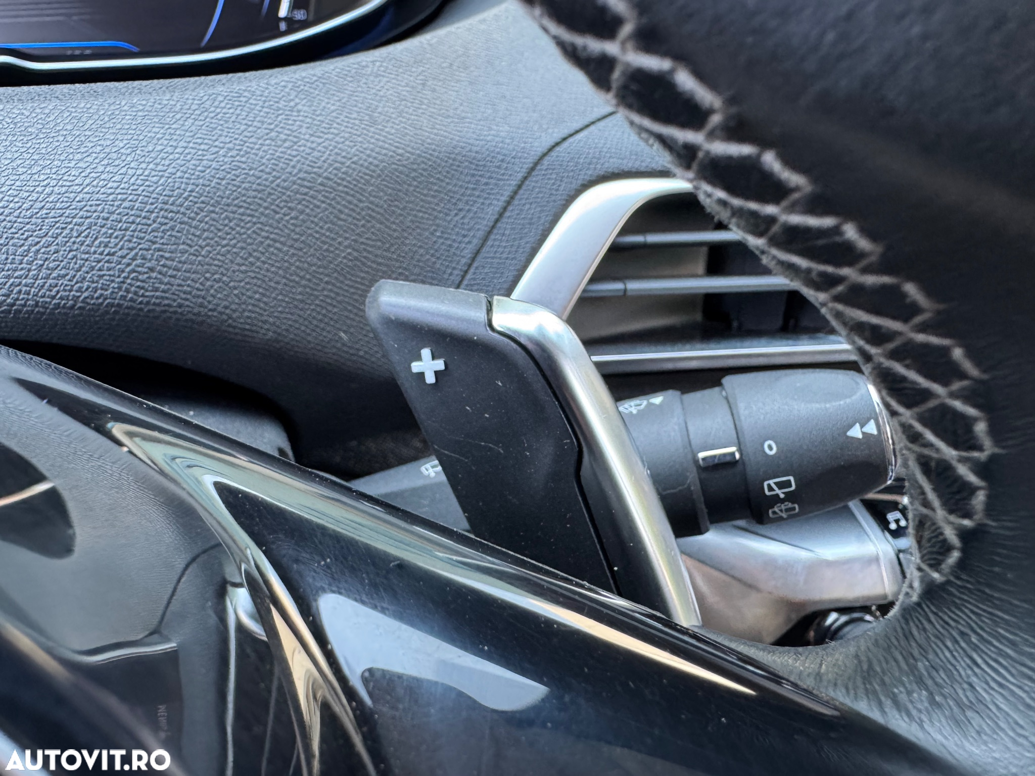 Peugeot 3008 PureTech 130 Stop & Start GPF EAT8 GT - 21