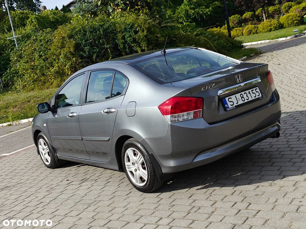Honda City 1.4 Elegance - 16