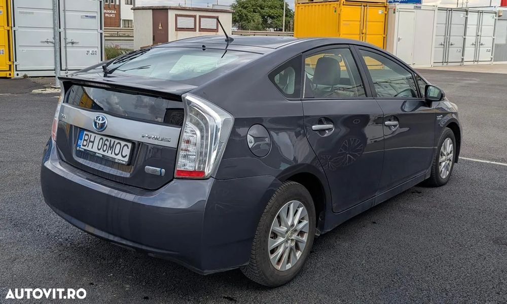Toyota Prius - 2