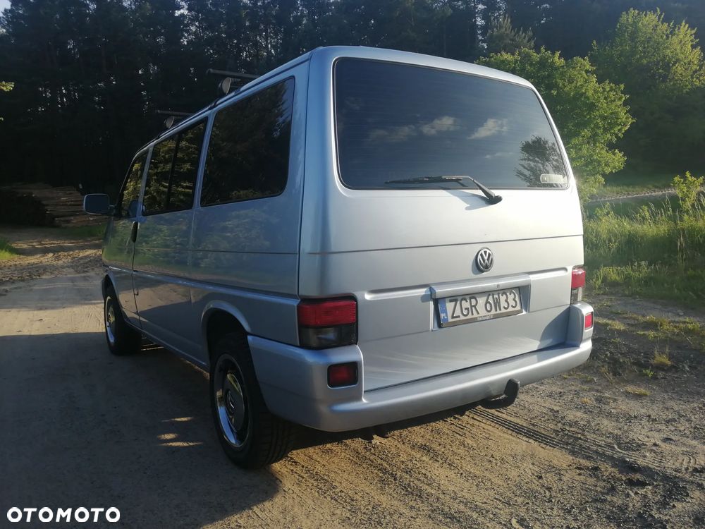 Volkswagen Multivan Standard - 27