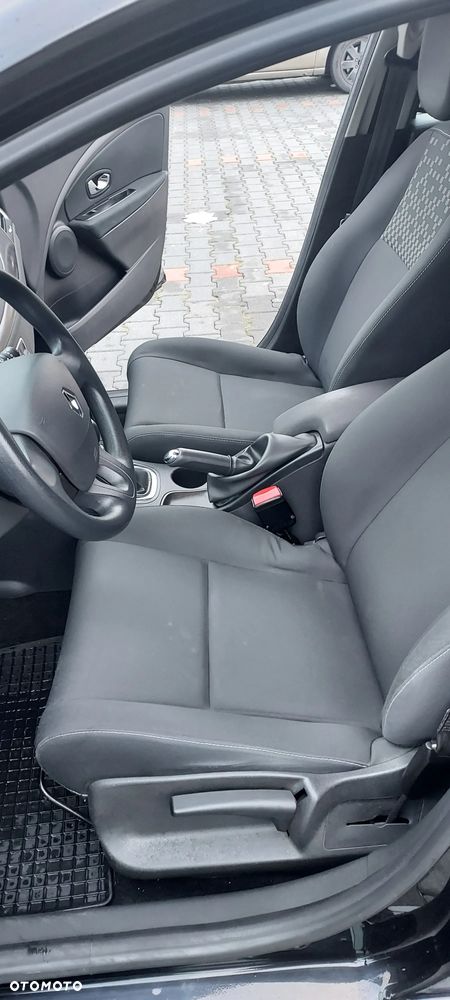 Renault Megane 1.6 16V Dynamique - 12