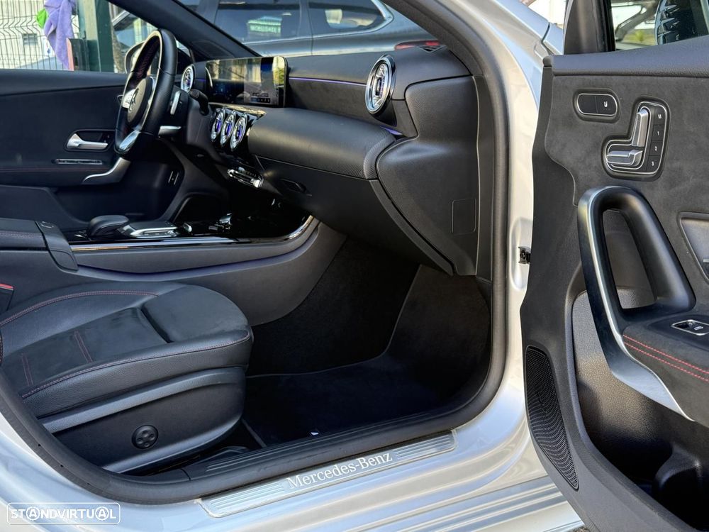 Mercedes-Benz A 250 e AMG Line - 44