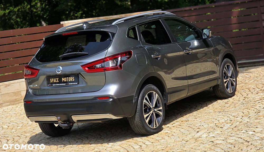 Nissan Qashqai 1.6 DIG-T N-Connecta - 12