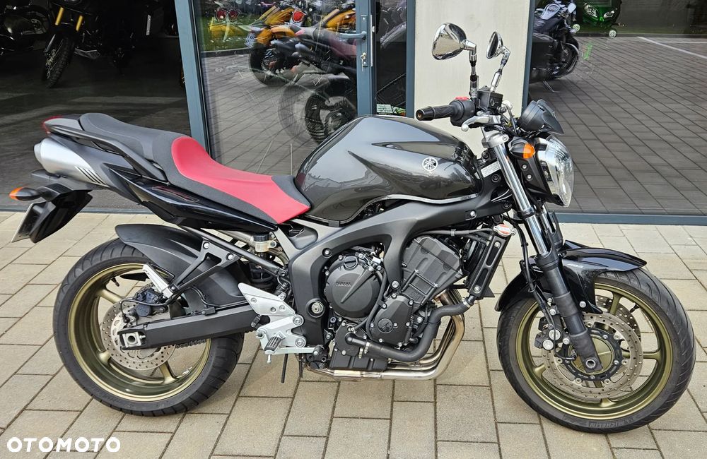 Yamaha FZ6 - 2