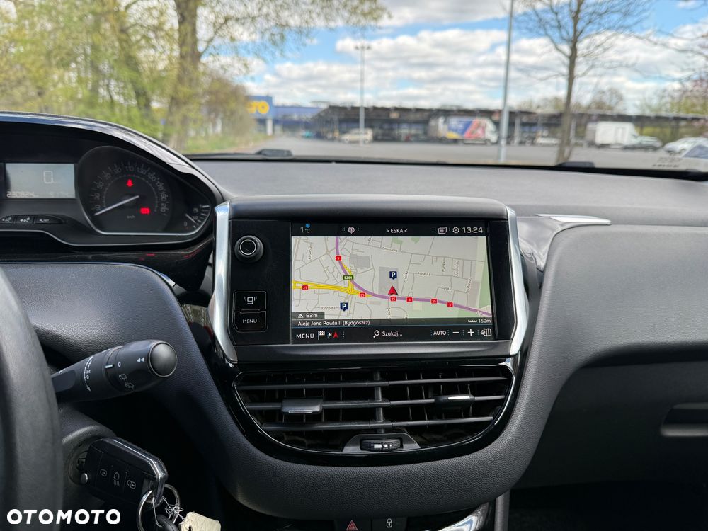 Peugeot 208 Blue-HDi 100 Stop&Start Active - 14